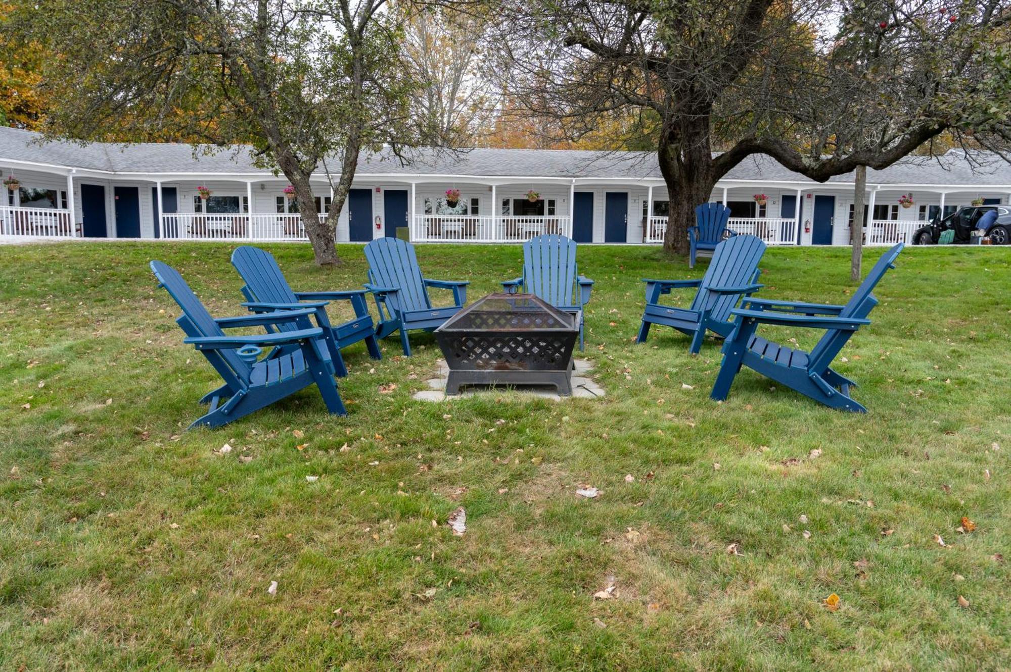 Yardarm Motel Searsport Dış mekan fotoğraf