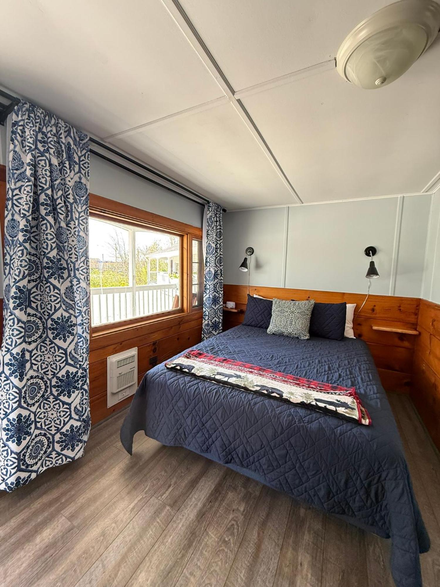 Yardarm Motel Searsport Dış mekan fotoğraf