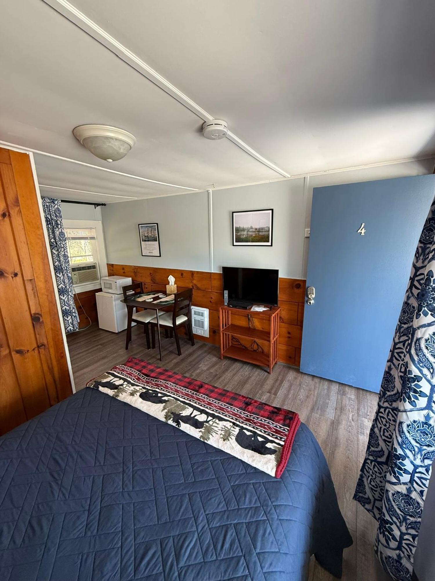 Yardarm Motel Searsport Dış mekan fotoğraf